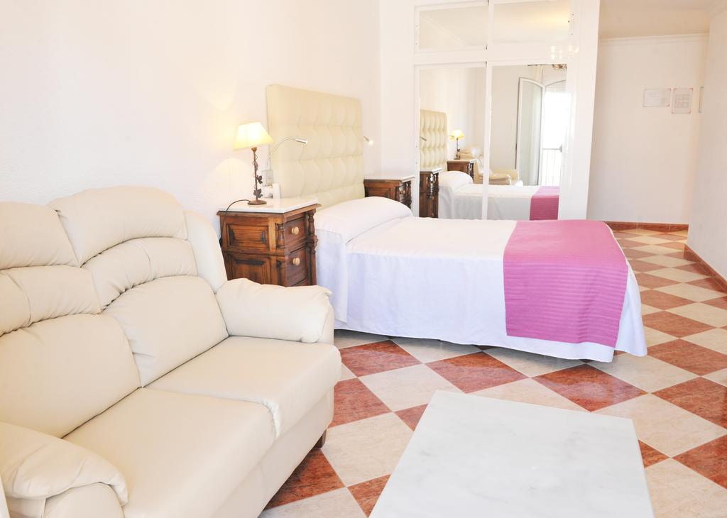 Hostal Puerto Lepe Room photo